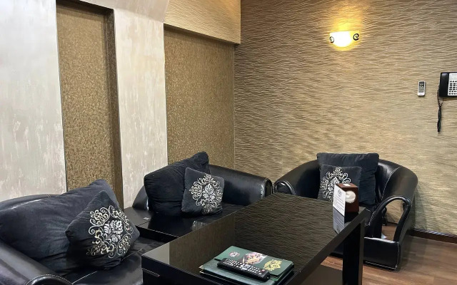 Отель Roma Yerevan & Tours