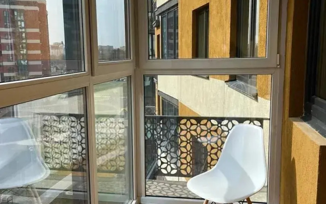 Na Ulitse Voinov-Internatsionalistov 14a Apartments