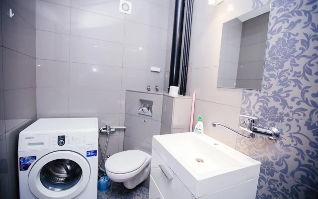 Uyutnaya V Tsentre Goroda Flat