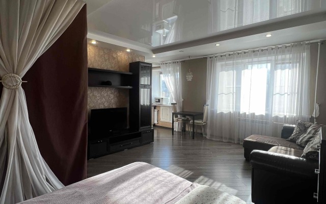 Na Prospekte Chaykovskogo Apartments