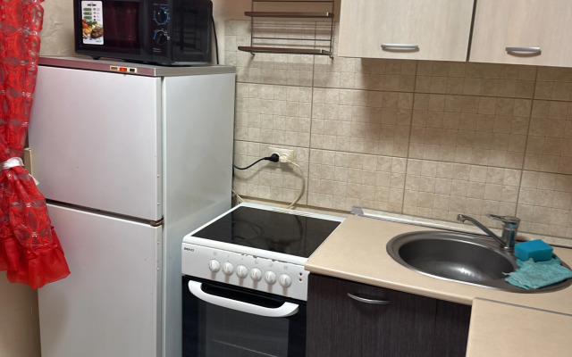 Na 1m Etazhe Zhdet Gostey Apartments