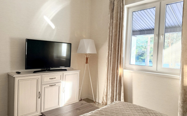 Частный дом Премиальный семейный дом в сосновом лесу