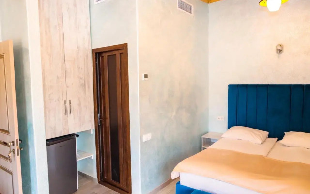 Kareno Hotel