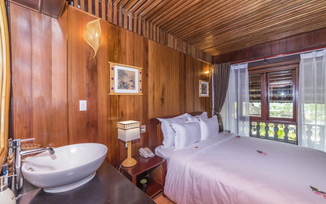Sankofa Village Hill Resort and Spa Hotel
