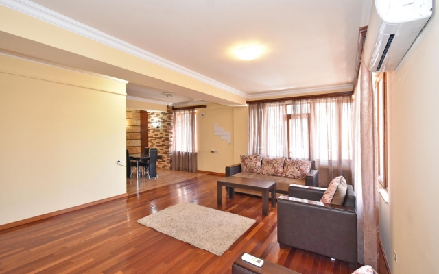 RentInnYerevan Mher Mkrtchyan 1 street Apartments