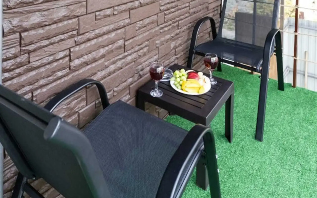 Na Ulitse Krasnoy 7 Flat