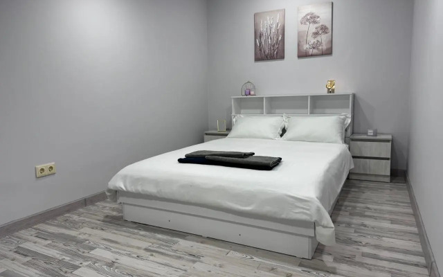 Uyutnye Apartamenty Na Pervomayskoy Apartment