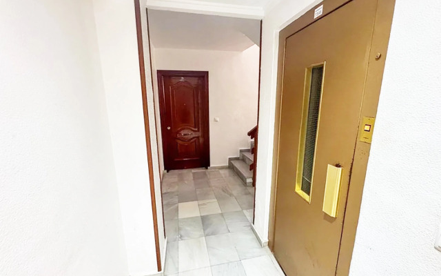 Ispanii 100 Metrov ot Morya na Luchshem Plyazhe Goroda Torrevekha Apartment