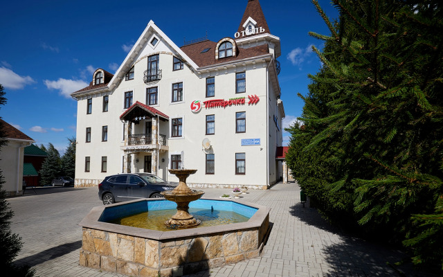 Pano Castro Hotel