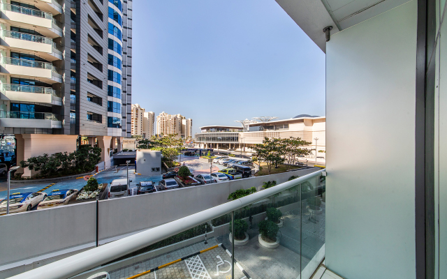 New Modern Studio on Palm Jumeirah Apartments