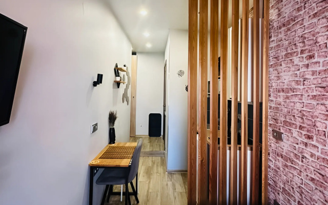 Eco-loft style apartment. Contactless settlement. Check-in 24/7