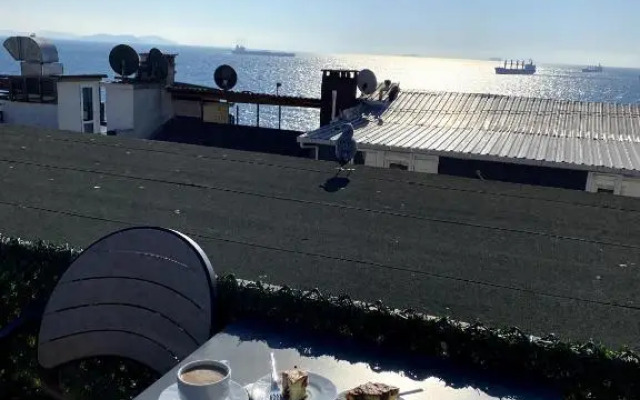 Maritime Hotel