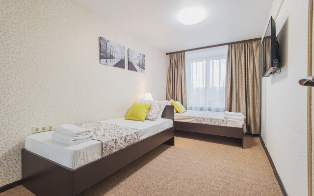 GM ryadom s Ekspocentrom i Belym domom Apartments