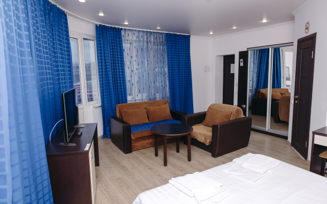 Karavella Hotel