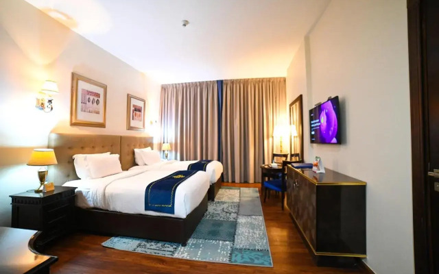 Seven Seas Hotel