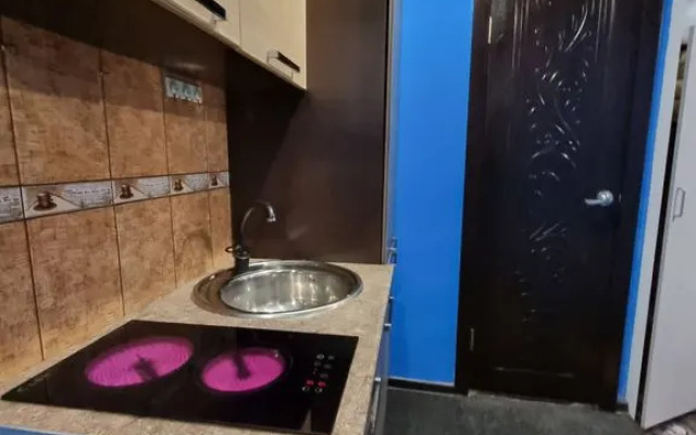 Na Gornyakov Studiya 3 Apartments