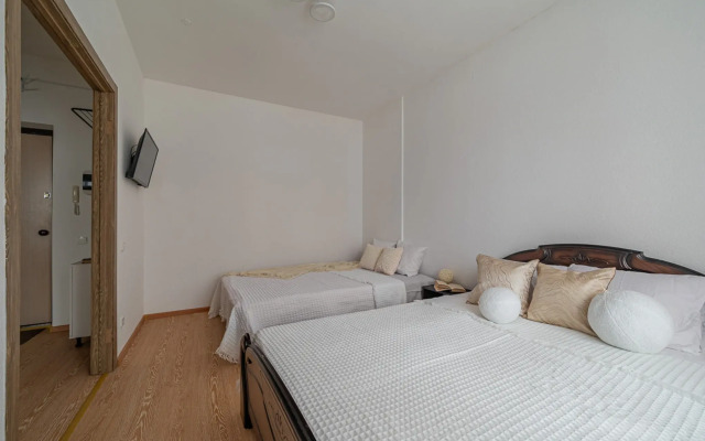 Na Naberezhnoy 1G Flat
