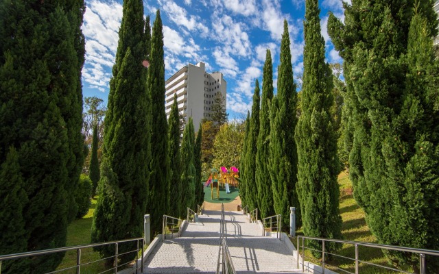 Апартаменты 3-х комнатные в Королевском парке