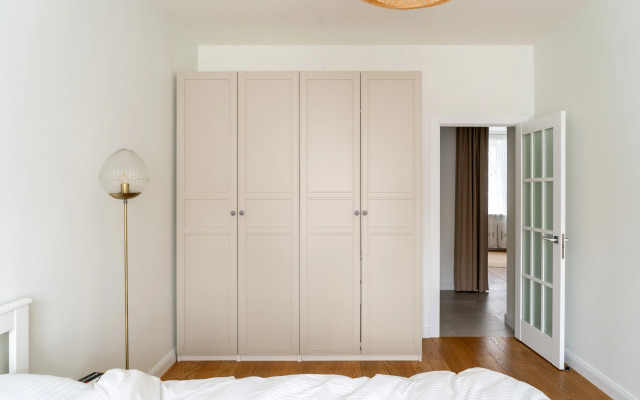 Апартаменты с балконом рядом с Матвеевским садом.