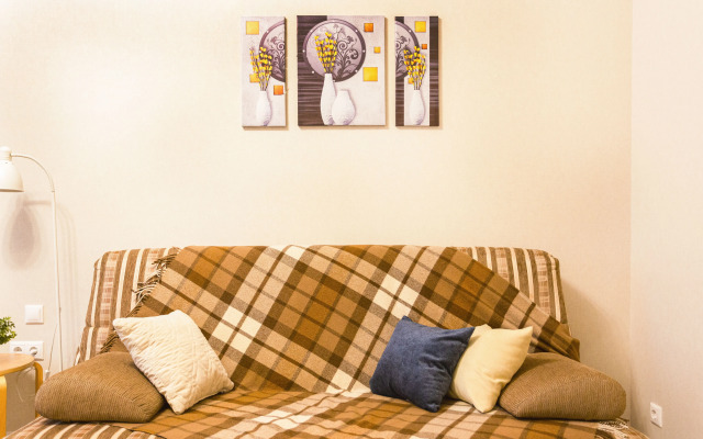 Arenda Kvartiry Pocutochno Flat