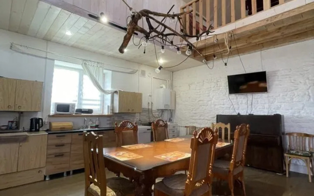 V Derevne Zatishe Private House