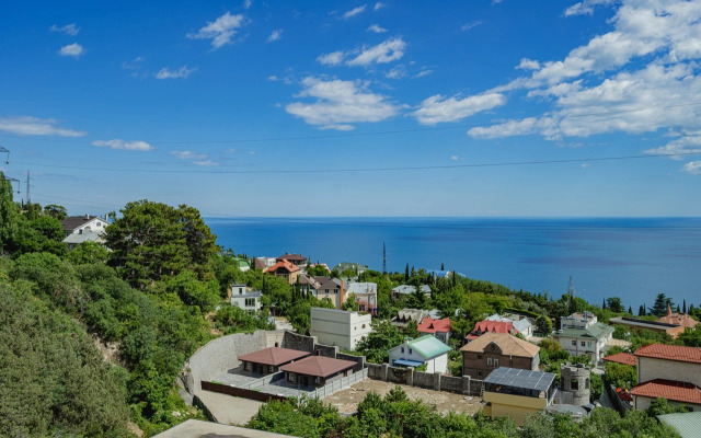 Dvukhkomnatnaya kvartira s balkonom v komfortnom Zhk Monako Flat