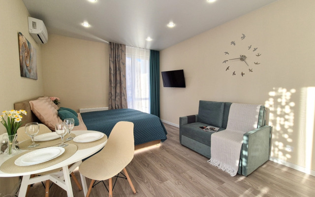 Studiya S Dvumya Balkonami Apartments