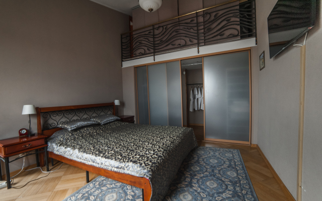 Квартира Мансарда на Петроградской