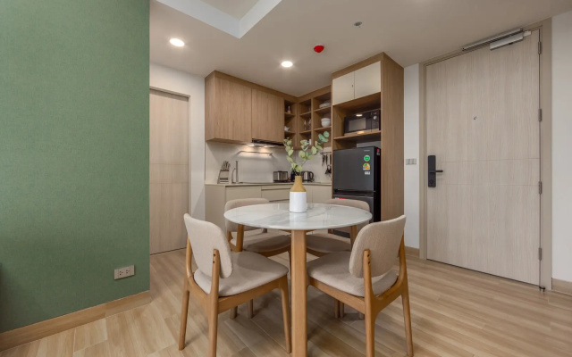 Апарт-отель Skypark Celeste Laguna Residences by TropicLook