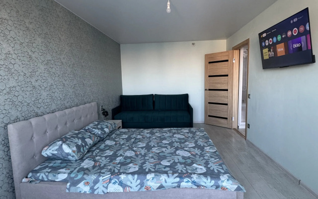 Ryadom s vokzalom Tkacheva 3 Flat