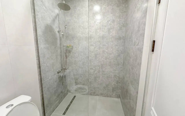 Ne Daleko Ot Metro Flat