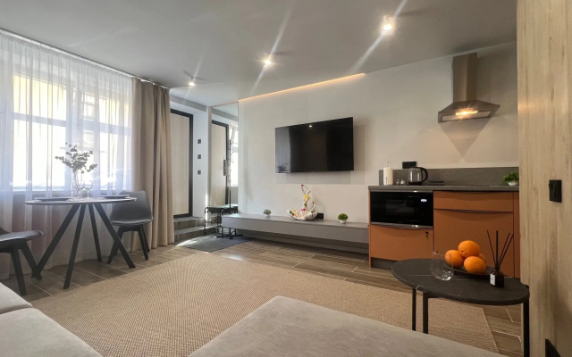 Apartamenty u Casovoj Basni Oranzevye