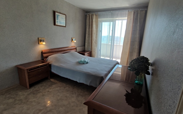 Квартира 10 мин до центра, уютно, чисто, ванна для двоих