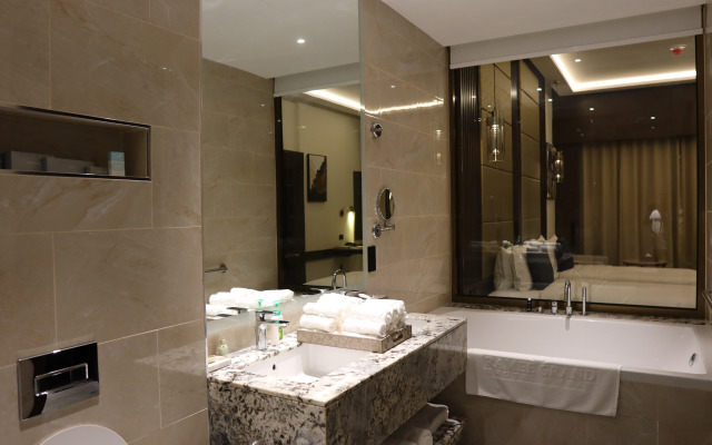 Ramee Dream Hotel Downtown