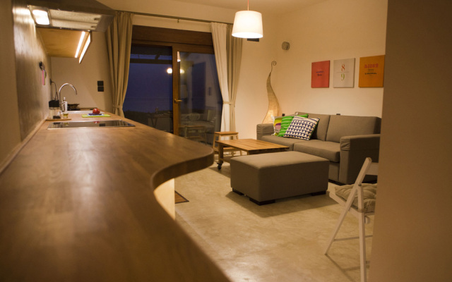 Horizonte Seafront Suites