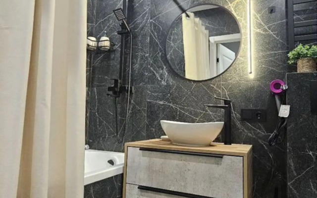 Na prospekte Frunze 14 Flat