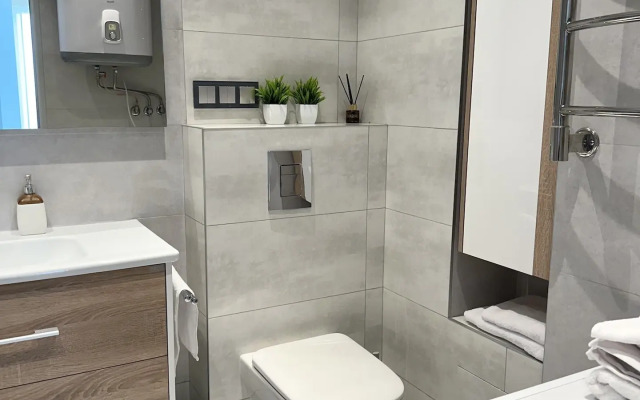 Na Ulitse Tolstogo 40a Flat