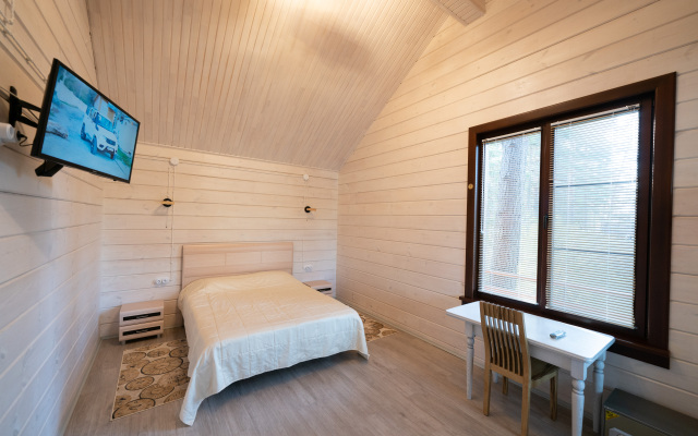 Отель Дом у реки Алтын-Ай