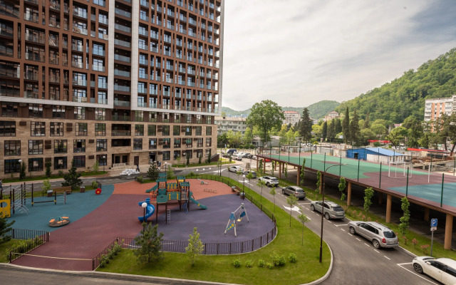 S Balkonom I Vidom Na Lesopark Alleya 326 Flat