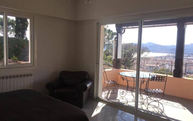 Вилла Солея