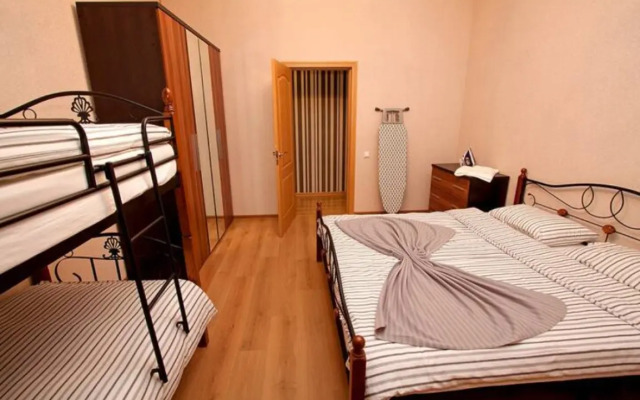 Samotsvet 3 Na Kievskoy 3 Apartments