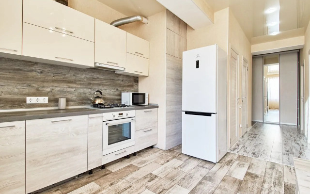 Na Lunacharskogo 5 Flat