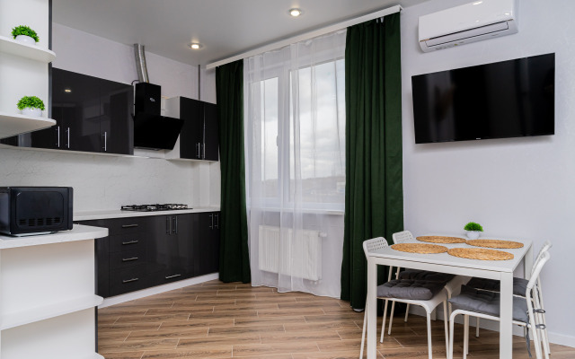 Lyuks posutochno v Zhk Chernika Flat