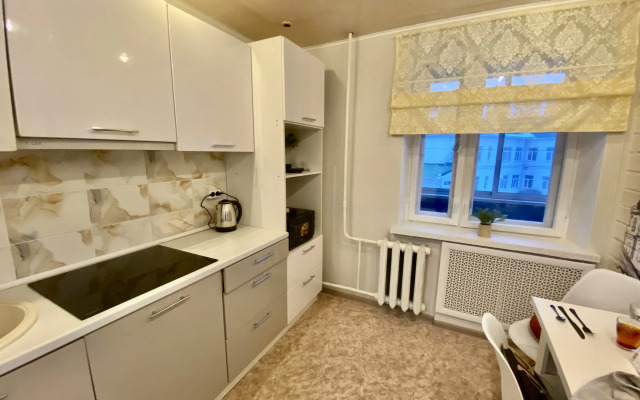 U Bashni - Kvartira 52 M2 Flat