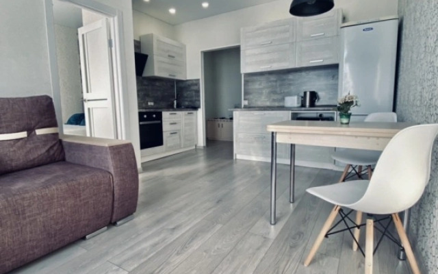 Уютная евродвушка Бирюза возле парка и озера