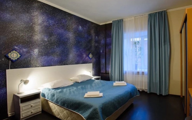 Pushkinskaya 8 Living quarters