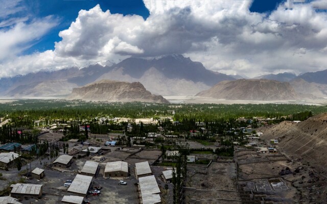 Mountain Lodge Holiday Home Skardu Hotel