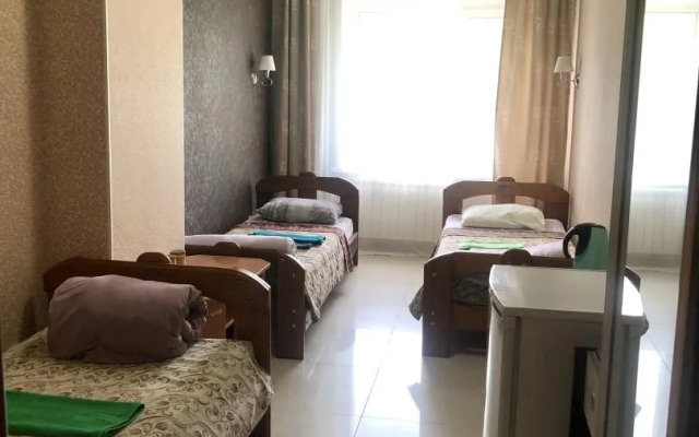 Kedr Hotel na Metallurgov