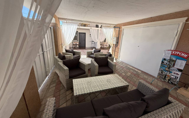 Gostevoj Dom F-otel'