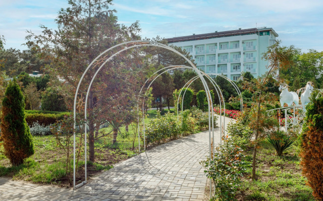Lazurnyij Bereg Hotel